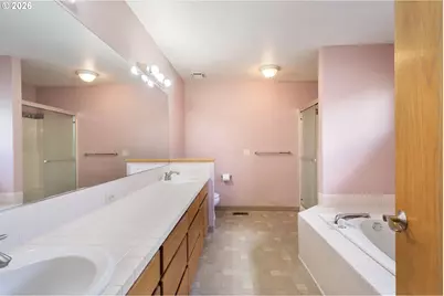 7805 SW Gearhart Dr, Beaverton, OR 97007 - Photo 33