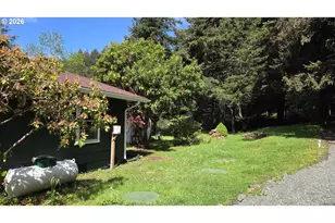28213 Hunter Creek Heights, Gold Beach, OR 97444 - Photo 3