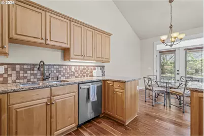 1902 NE Lucy Belle St, McMinnville, OR 97128 - Photo 17