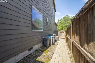 1902 NE Lucy Belle St, McMinnville, OR 97128 - Photo 39