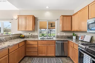 5288 Donohoe Ave, Eugene, OR 97402 - Photo 11