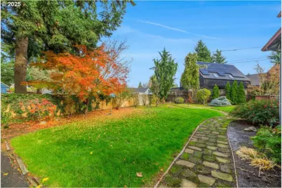 4738 NE 48th Pl, Portland, OR 97218 - Photo 3