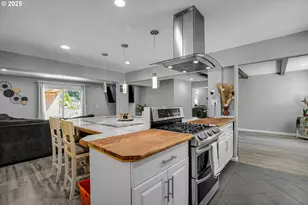 16637 NE Hassalo St, Portland, OR 97230 - Photo 5