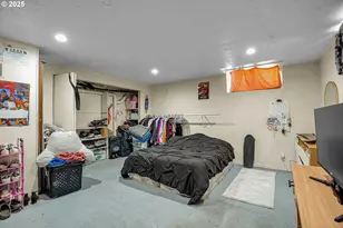 16637 NE Hassalo St, Portland, OR 97230 - Photo 15