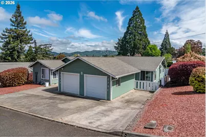 2731 W Lorraine Ave, Roseburg, OR 97471 - Photo 1