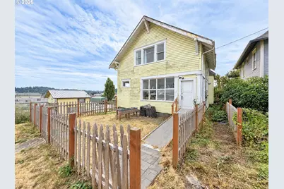 414 Hall Ave, Coos Bay, OR 97420 - Photo 31