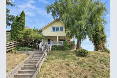 414 Hall Ave, Coos Bay, OR 97420 - Photo 1