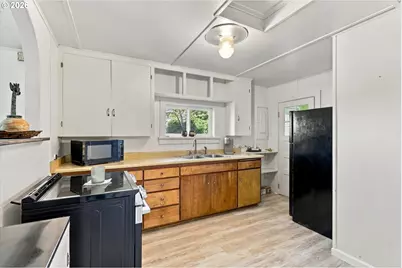 3510 Rocky Creek Ave, Depoe Bay, OR 97341 - Photo 13
