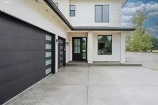 2040 S River Rd, Kelso, WA 98626 - Photo 5