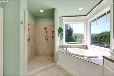 2011 River Loop 1, Eugene, OR 97404 - Photo 17