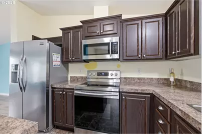 1475 Green Acres Rd #150, Eugene, OR 97408 - Photo 5