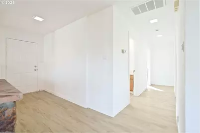 8975 S Pacific Hwy, Monmouth, OR 97361 - Photo 15