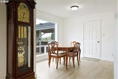 8975 S Pacific Hwy, Monmouth, OR 97361 - Photo 9