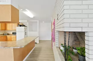 8975 S Pacific Hwy, Monmouth, OR 97361 - Photo 7