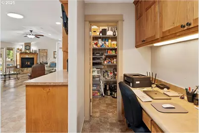 6820 SW George Millican Rd, Prineville, OR 97754 - Photo 11