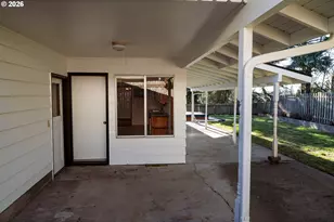 2085 SW Roxbury Ave, Portland, OR 97225 - Photo 7