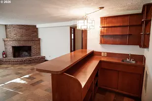 2085 SW Roxbury Ave, Portland, OR 97225 - Photo 19