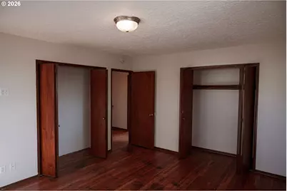 2085 SW Roxbury Ave, Portland, OR 97225 - Photo 23