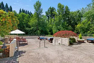 6605 W Burnside Rd, Portland, OR 97210 - Photo 13