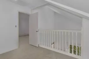 6605 W Burnside Rd, Portland, OR 97210 - Photo 23