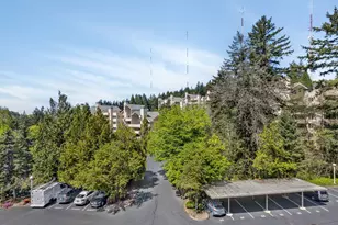 6605 W Burnside Rd, Portland, OR 97210 - Photo 3