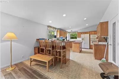 18768 Olympia Rd, Brookings, OR 97415 - Photo 11