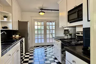 7252 N Jordan Ave, Portland, OR 97203 - Photo 7