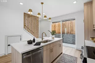 4058 SE Long St, Portland, OR 97202 - Photo 7