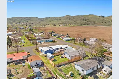 2320 21st St, Baker City, OR 97814 - Photo 29