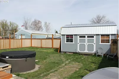 2320 21st St, Baker City, OR 97814 - Photo 7