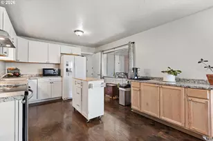 2320 21st St, Baker City, OR 97814 - Photo 7