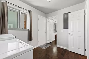 2320 21st St, Baker City, OR 97814 - Photo 17