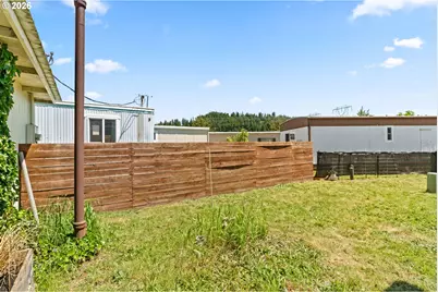205 S 54th St #8, Springfield, OR 97478 - Photo 17