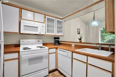 5130 SW Multnomah Blvd #L, Portland, OR 97219 - Photo 7