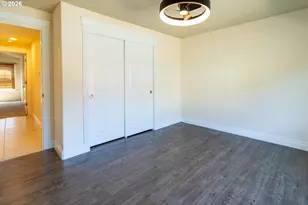 395 N Summerwood St, Roseburg, OR 97471 - Photo 19