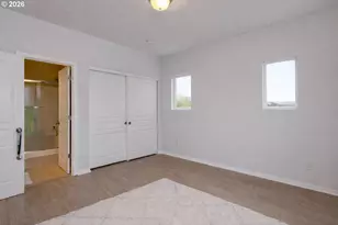 1996 Hawksview Ave, Salem, OR 97306 - Photo 15