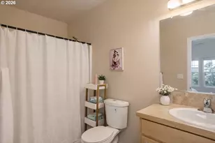 1996 Hawksview Ave, Salem, OR 97306 - Photo 11
