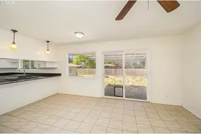 248 Hayes Ave, Cottage Grove, OR 97424 - Photo 7