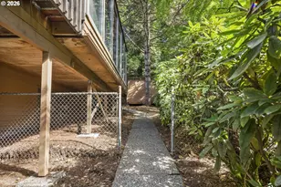 9252 SW 4th Ave, Portland, OR 97219 - Photo 3