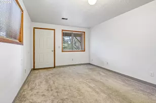 9252 SW 4th Ave, Portland, OR 97219 - Photo 31