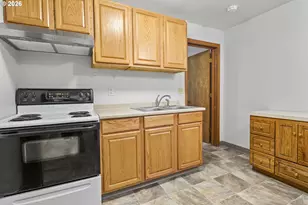 9252 SW 4th Ave, Portland, OR 97219 - Photo 29