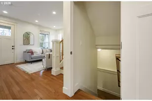 3738 SE Crystal Springs Blvd, Portland, OR 97202 - Photo 31