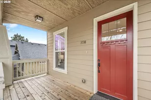 3738 SE Crystal Springs Blvd, Portland, OR 97202 - Photo 3