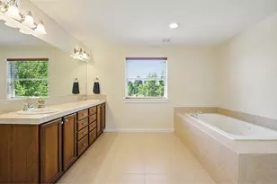 11001 NW 12th Ave, Vancouver, WA 98685 - Photo 23