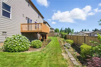 11001 NW 12th Ave, Vancouver, WA 98685 - Photo 37
