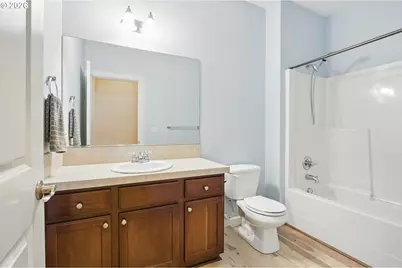11001 NW 12th Ave, Vancouver, WA 98685 - Photo 17