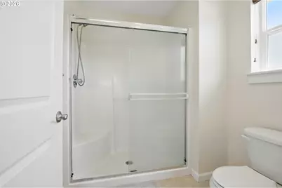 11001 NW 12th Ave, Vancouver, WA 98685 - Photo 25