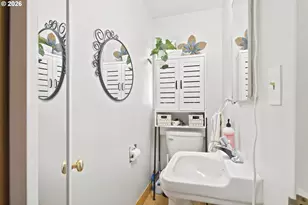 1755 Madison St NE, Salem, OR 97301 - Photo 11