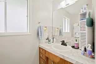 1755 Madison St NE, Salem, OR 97301 - Photo 13