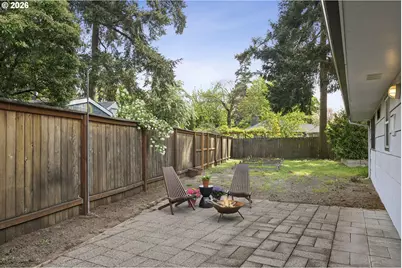 1038 NE 113th Ave, Portland, OR 97220 - Photo 25